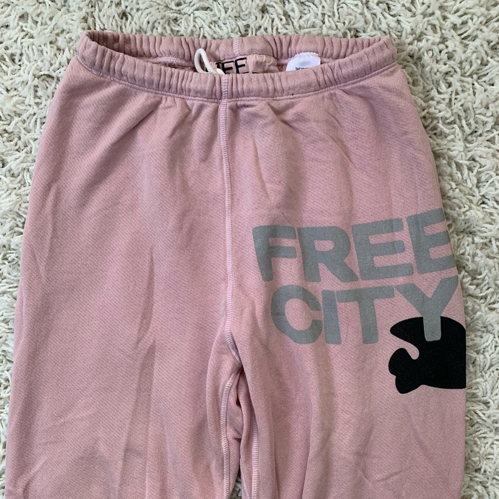 Free City Sweatpants Pink Small